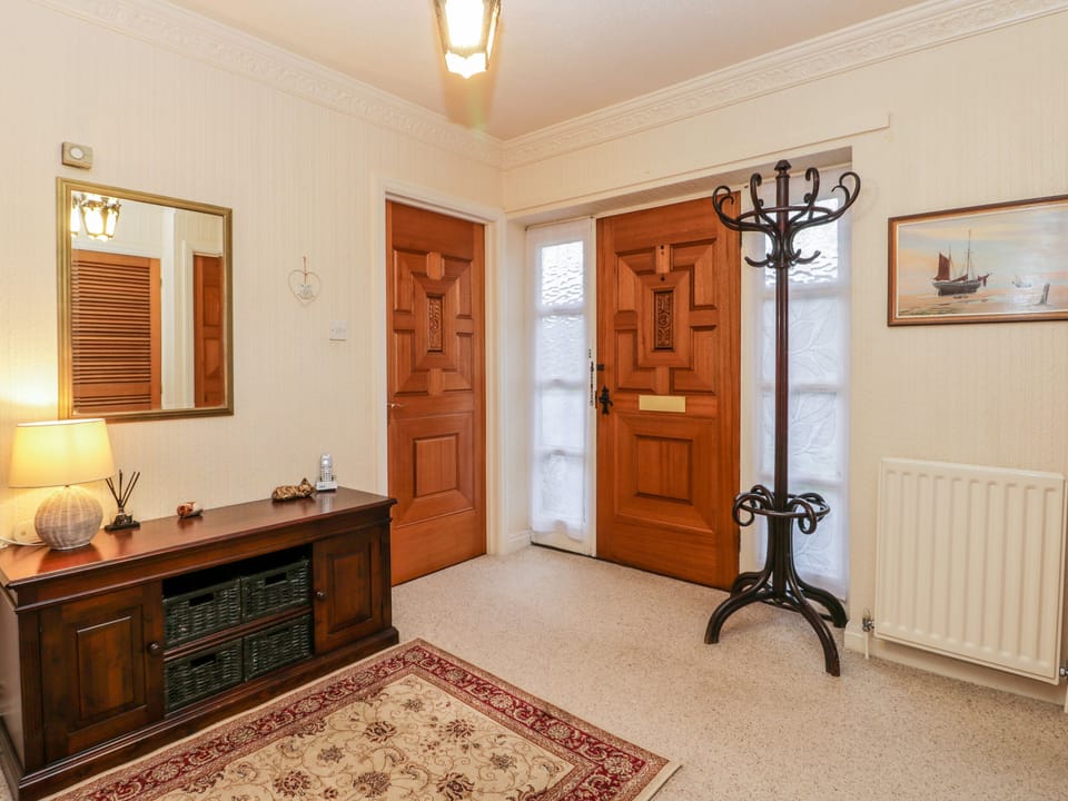 Cottage | 2 bedrooms, individually decorated, individually furnished, free WiFi