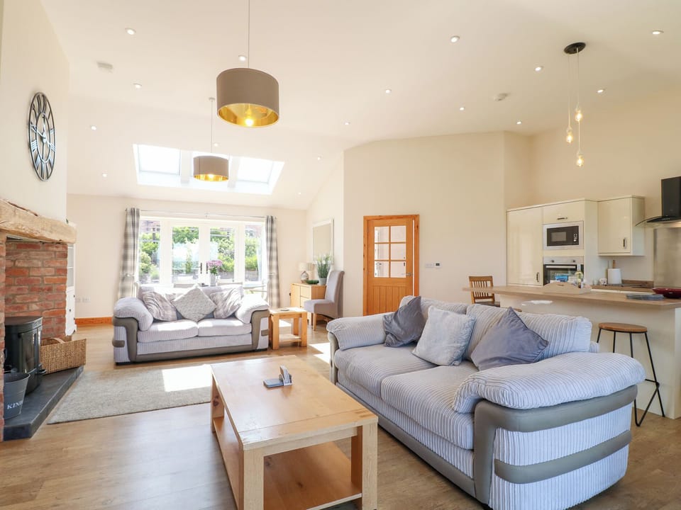 Cottage | Living area