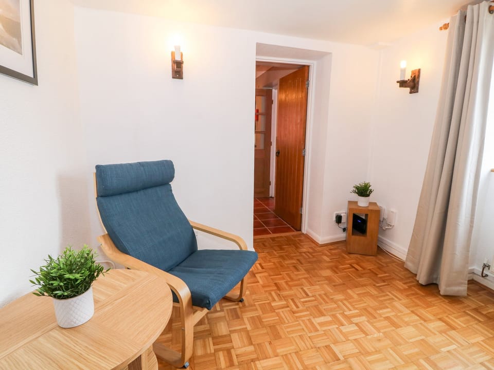 Cottage | Living room | TV