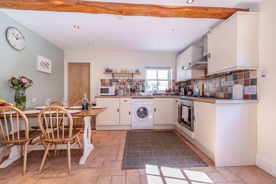 Cottage | Interior
