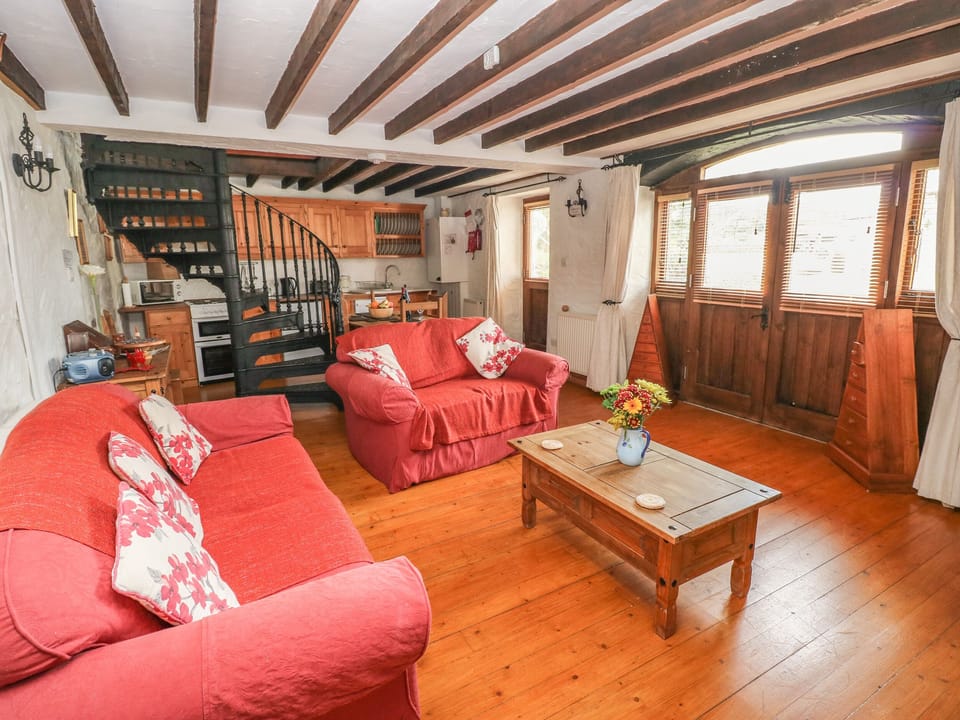Cottage | Interior