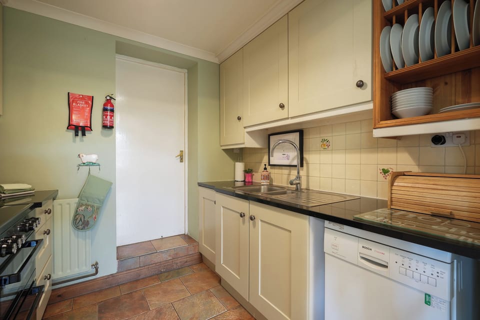 Cottage | Interior