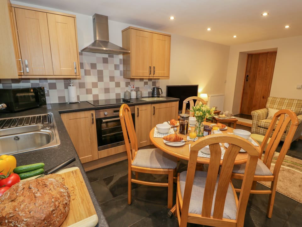 Cottage | Interior