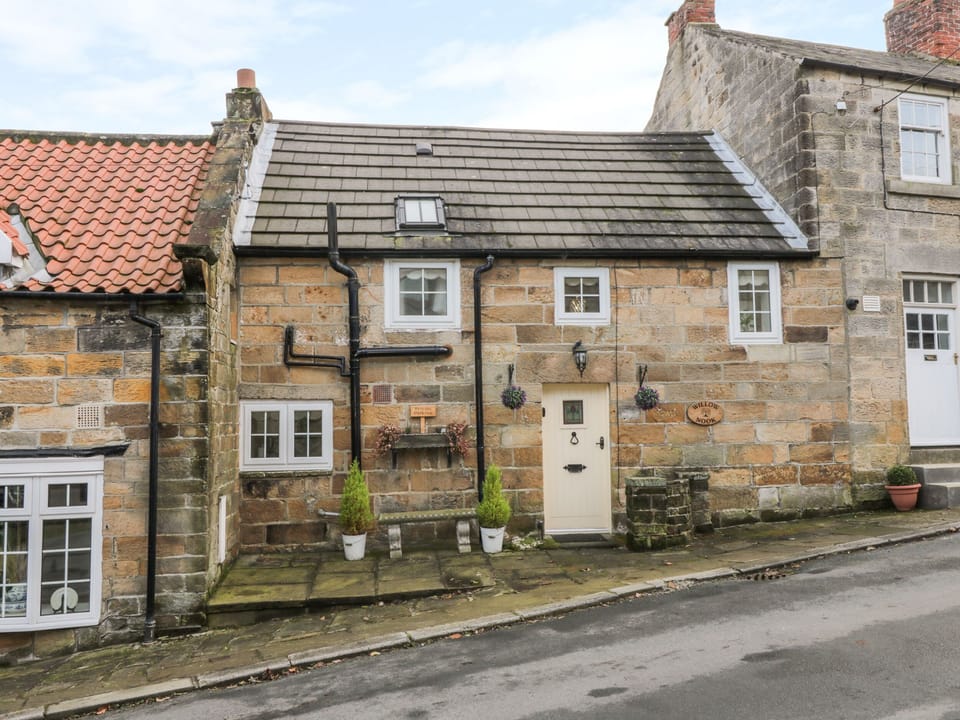 Cottage | Front of property