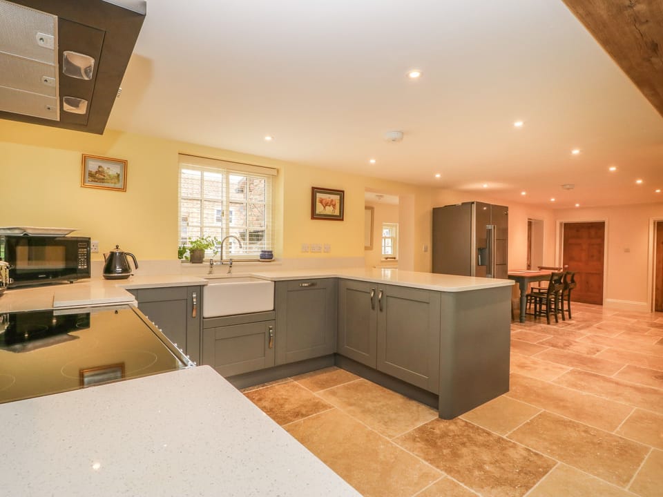 Cottage | Interior