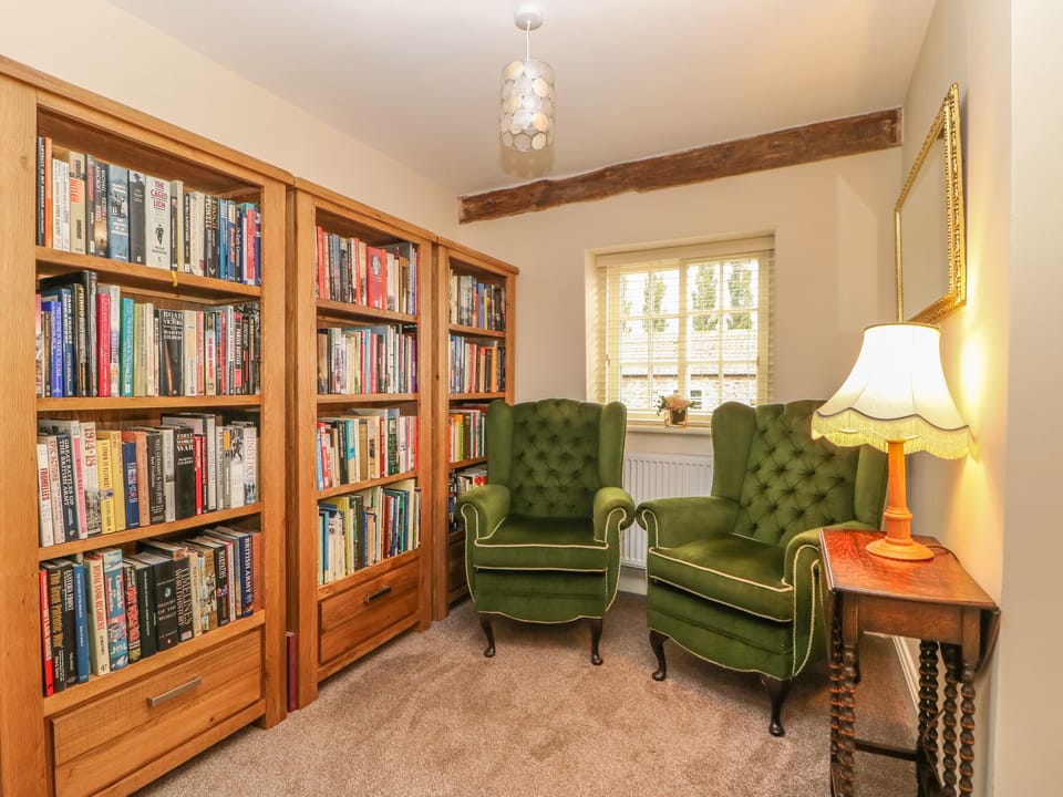 Cottage | Living room | TV