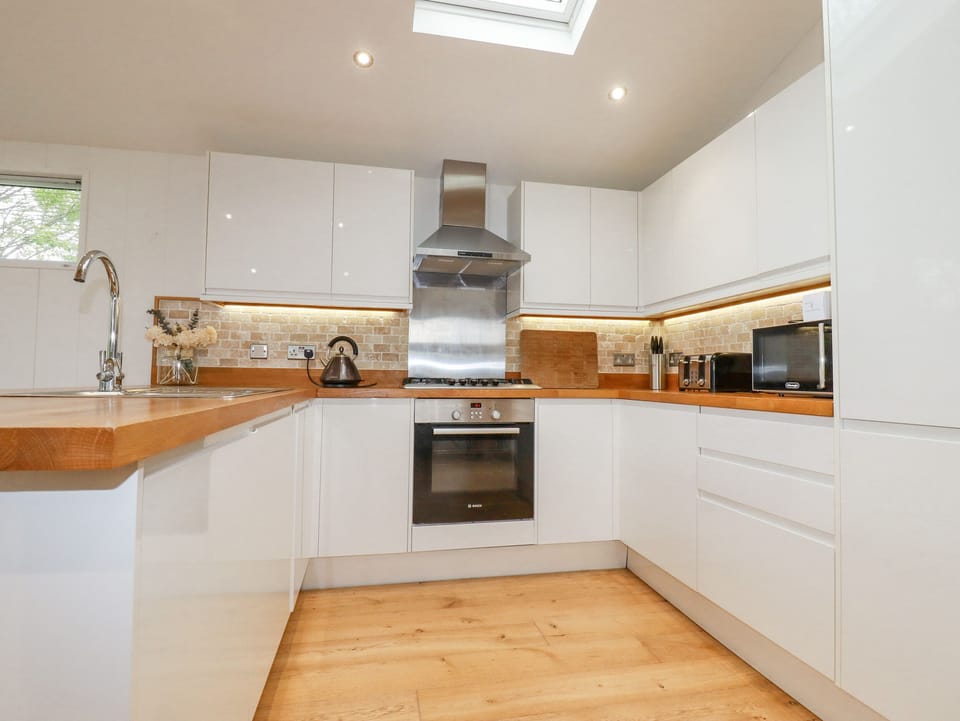 Cottage | Interior