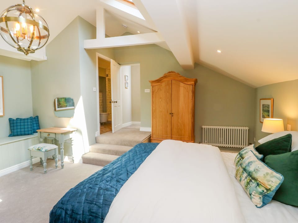 Overlea Cowshed Cottage in Hayfield