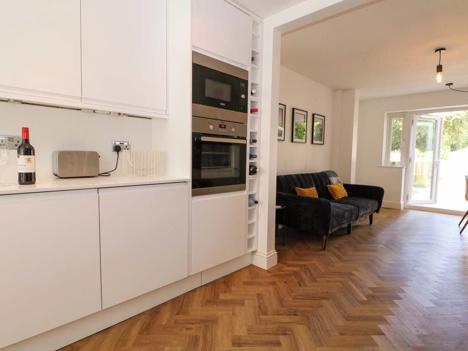 Cottage | Interior