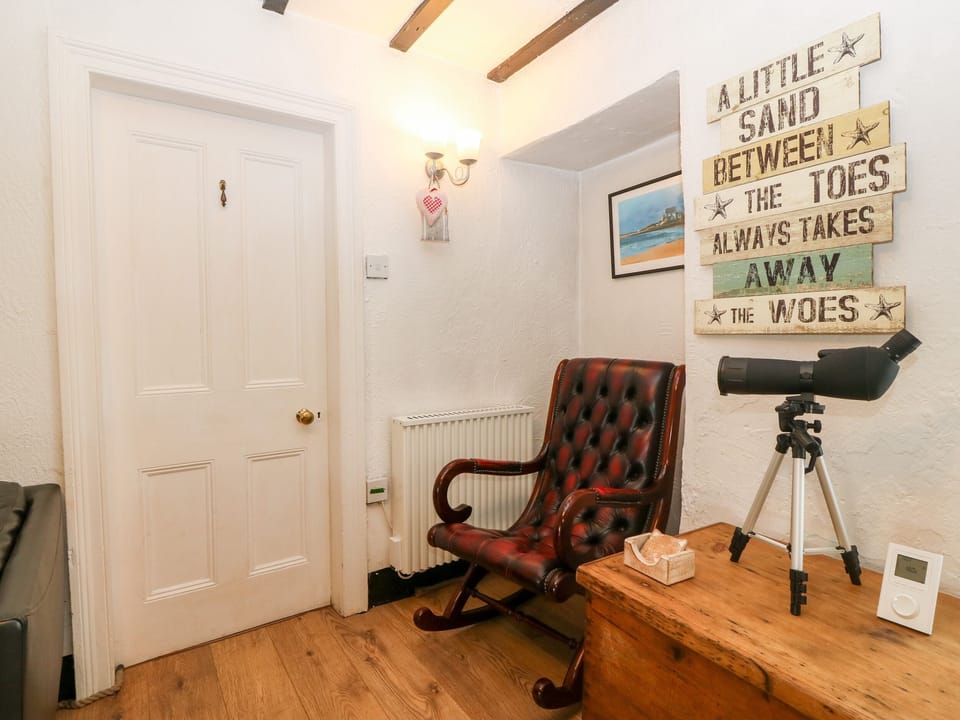 Cottage | Interior