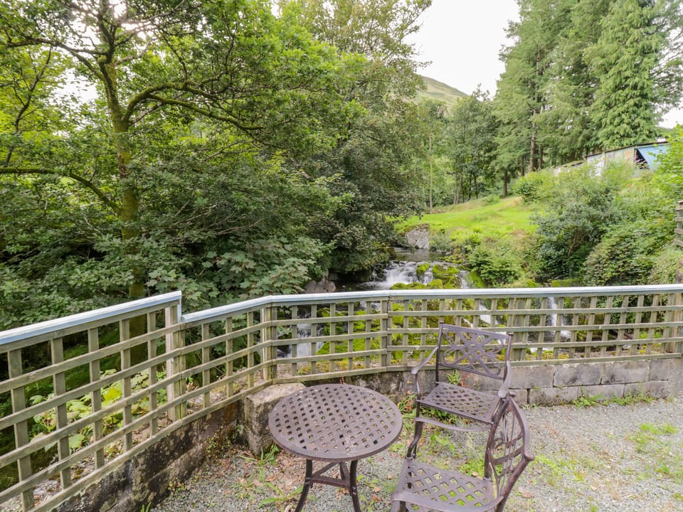 Cottage | Property grounds