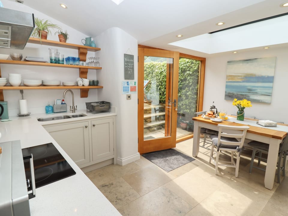 Cottage | Interior