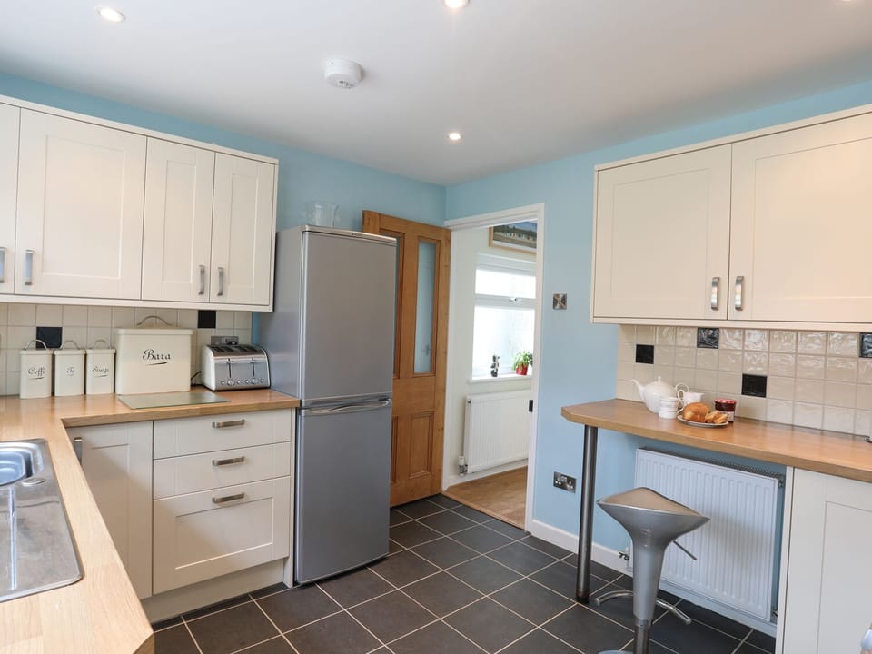 Cottage | Interior