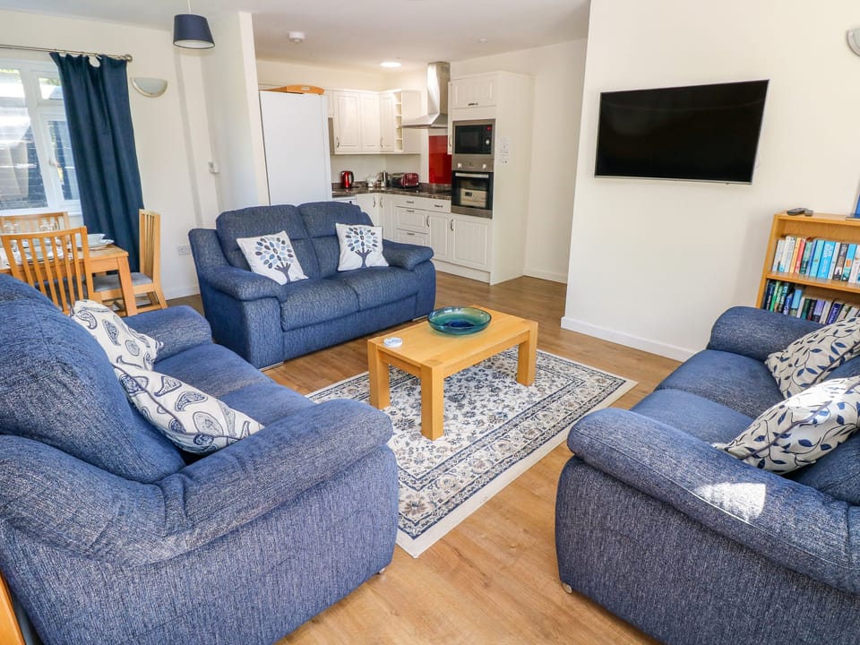 Cottage | Interior