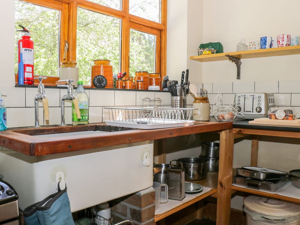 Cottage | Interior