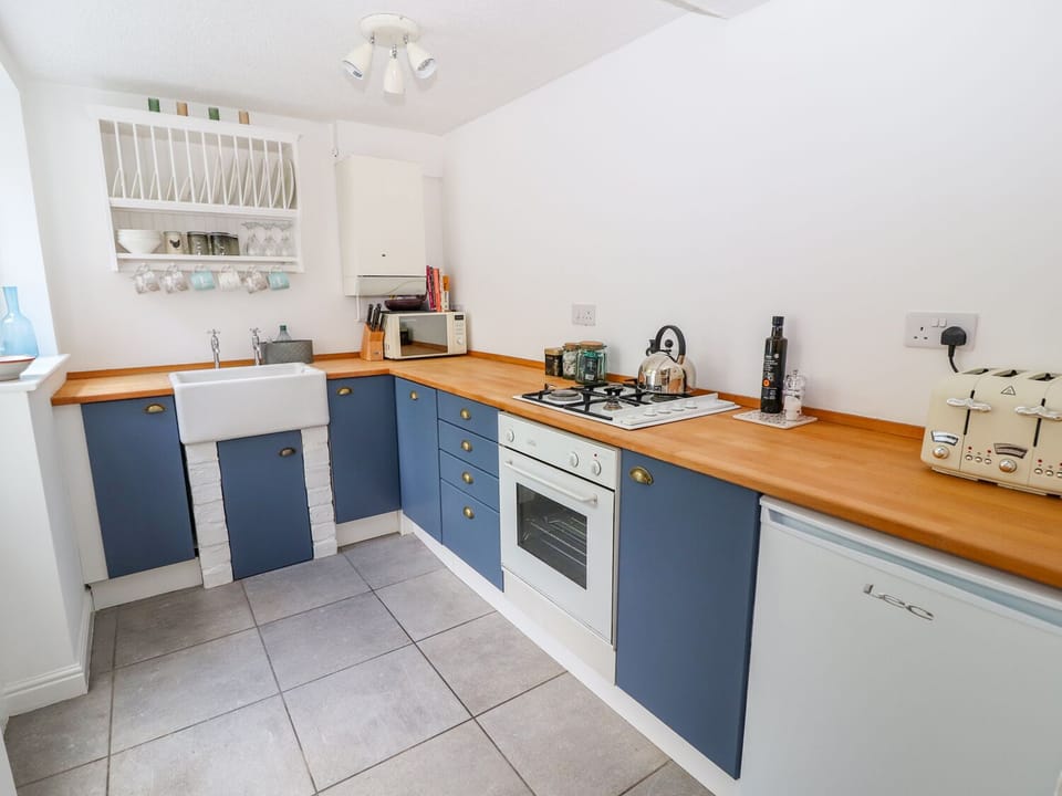 Cottage | Interior