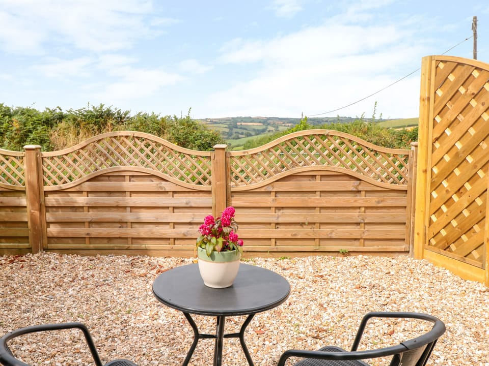 Cottage | Property grounds