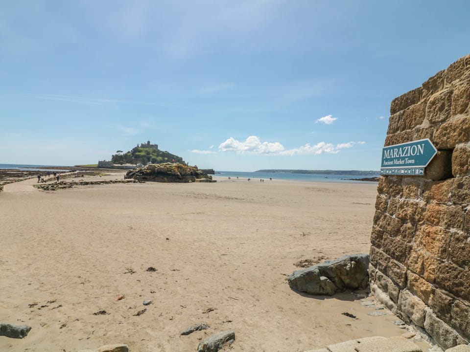 Sea Dreams Cottage in England