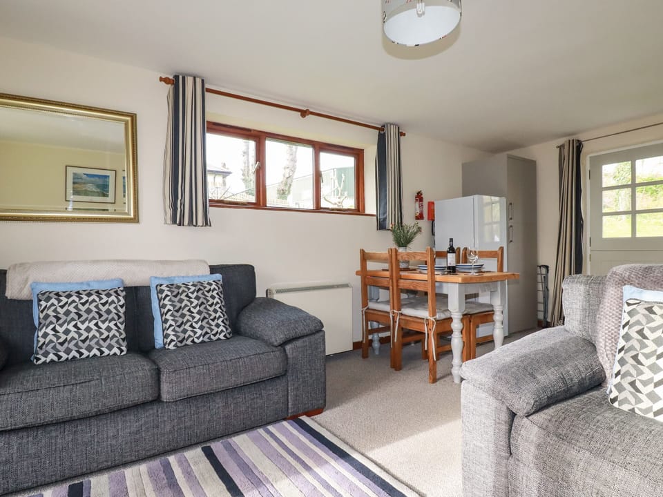 Cottage | Living area