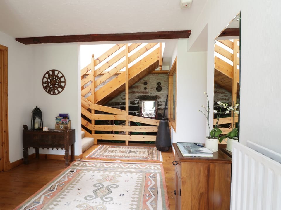 Cottage | Interior