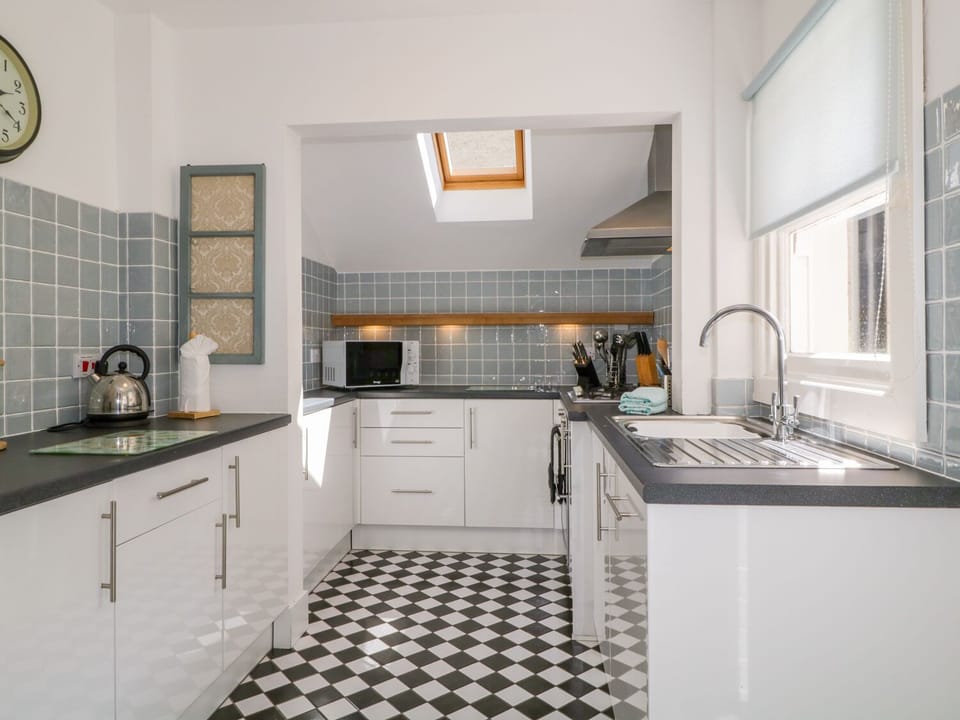 Cottage | Interior