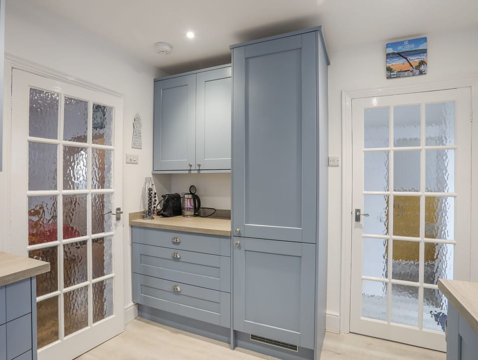 Cottage | 3 bedrooms, individually decorated, individually furnished, free WiFi