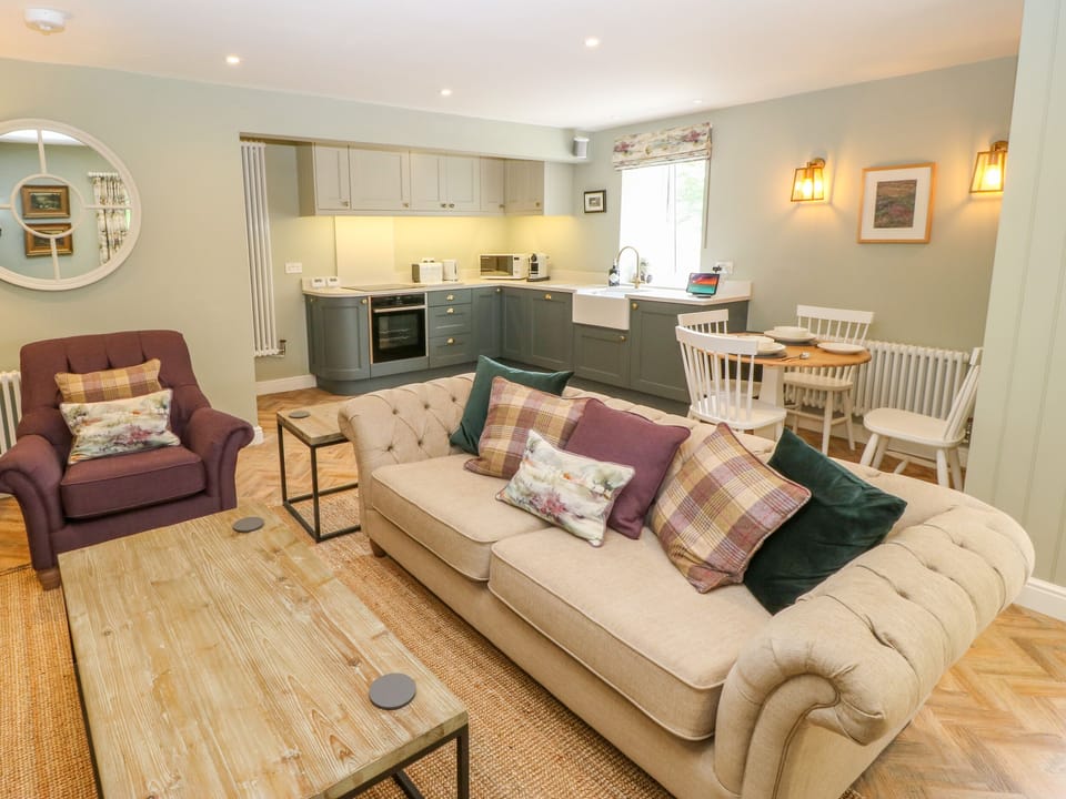 Cottage | Interior