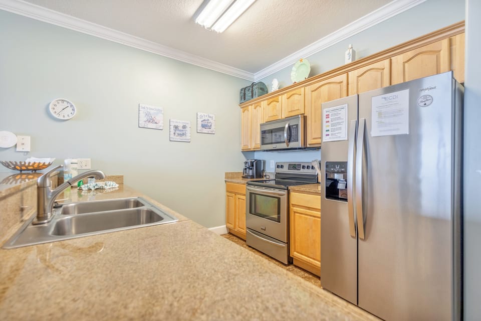 Full Kitchen