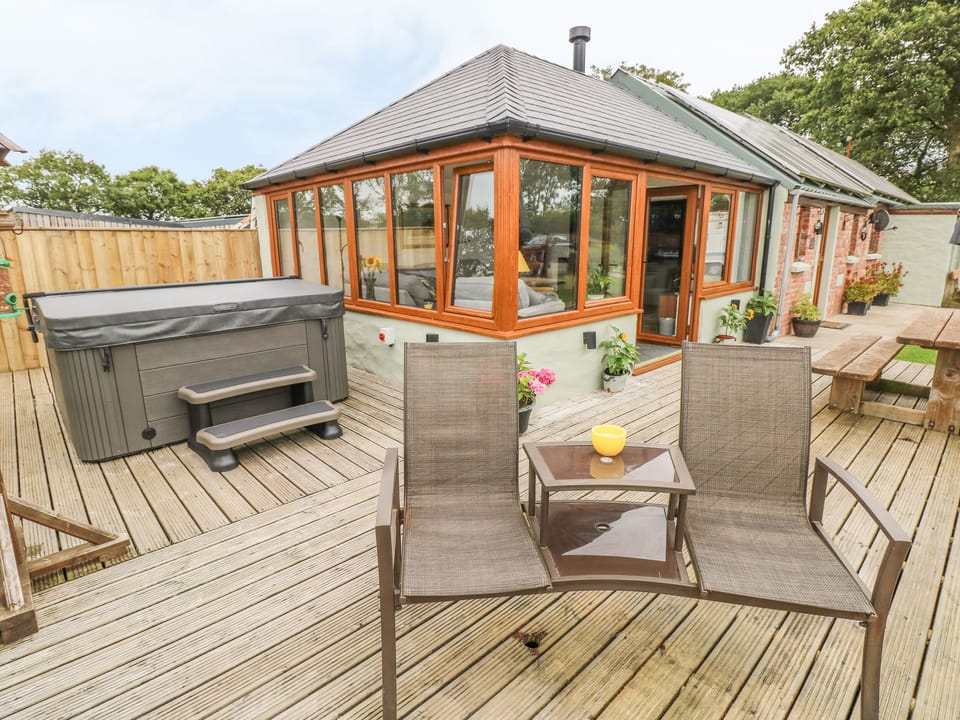Cottage | Interior