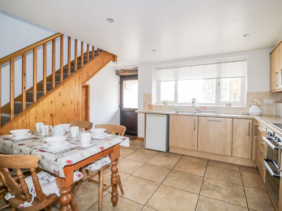 Cottage | Interior