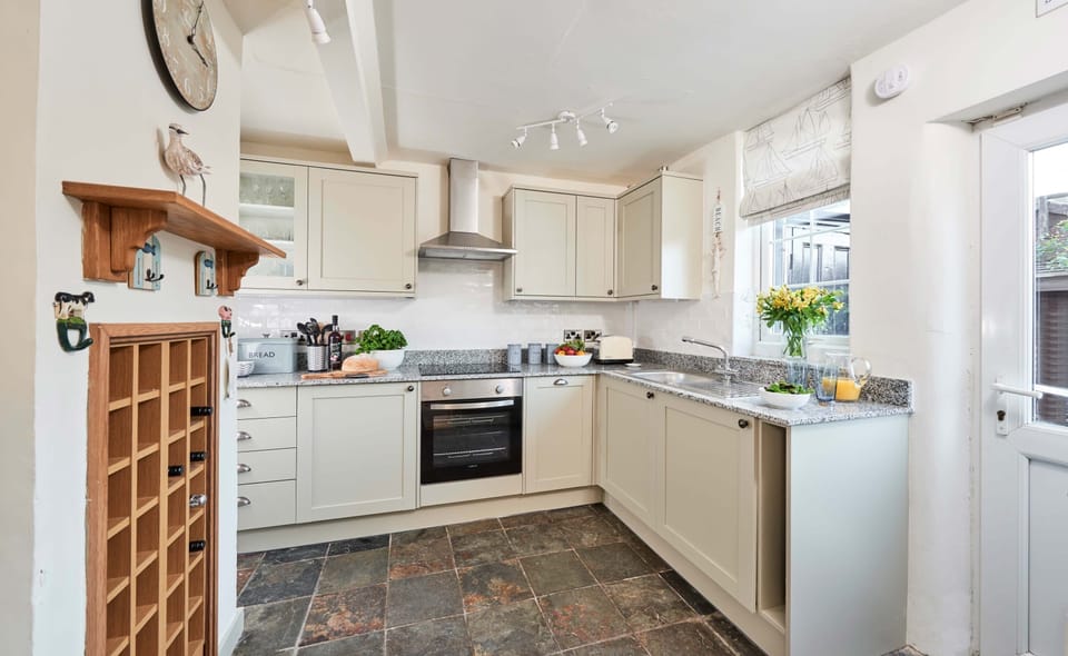 Cottage | Interior