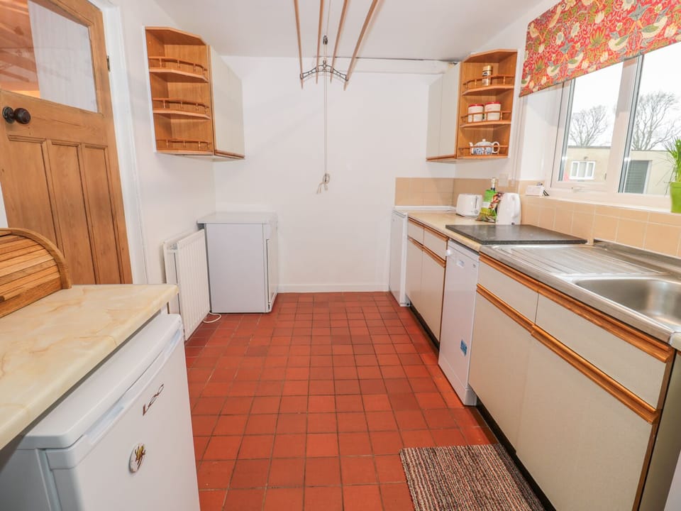Cottage | Interior