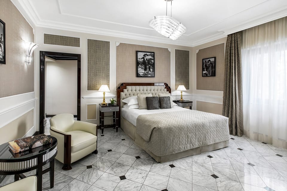 Family Suite 2 Bedroom | Premium bedding, down comforters, minibar, in-room safe