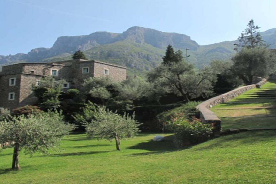 House | Property grounds