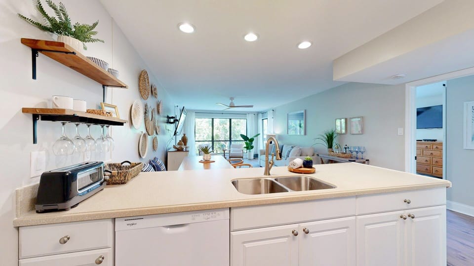Fully Stocked Kitchen