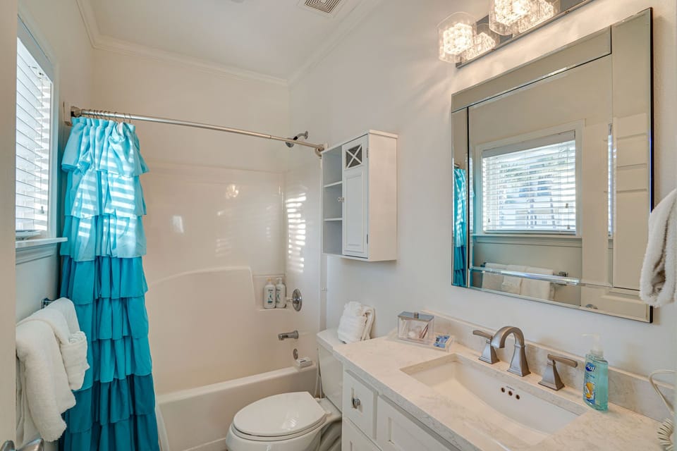 1st floor full bathroom