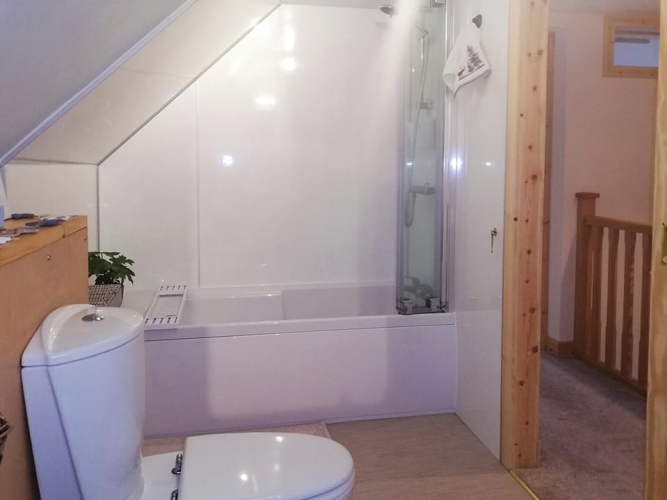 Bathroom | St Brighs, Dingwall