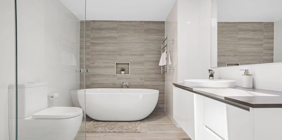 Ensuite to Main Bedroom