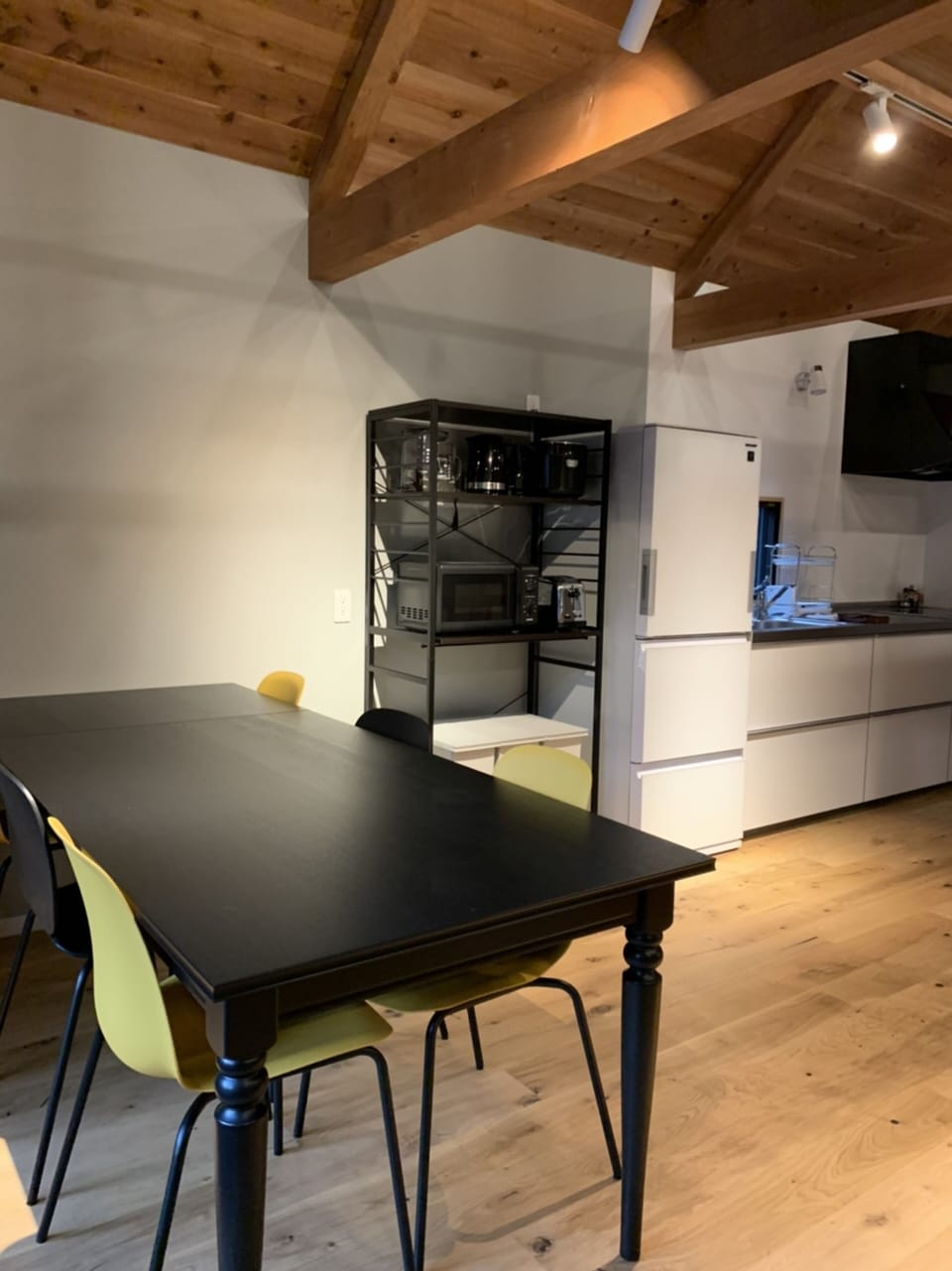Chalet, 3 Bedrooms, 2 Bathrooms | In-room dining
