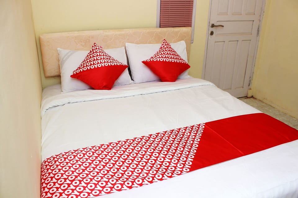 Standard Double Room | WiFi (free), bed sheets