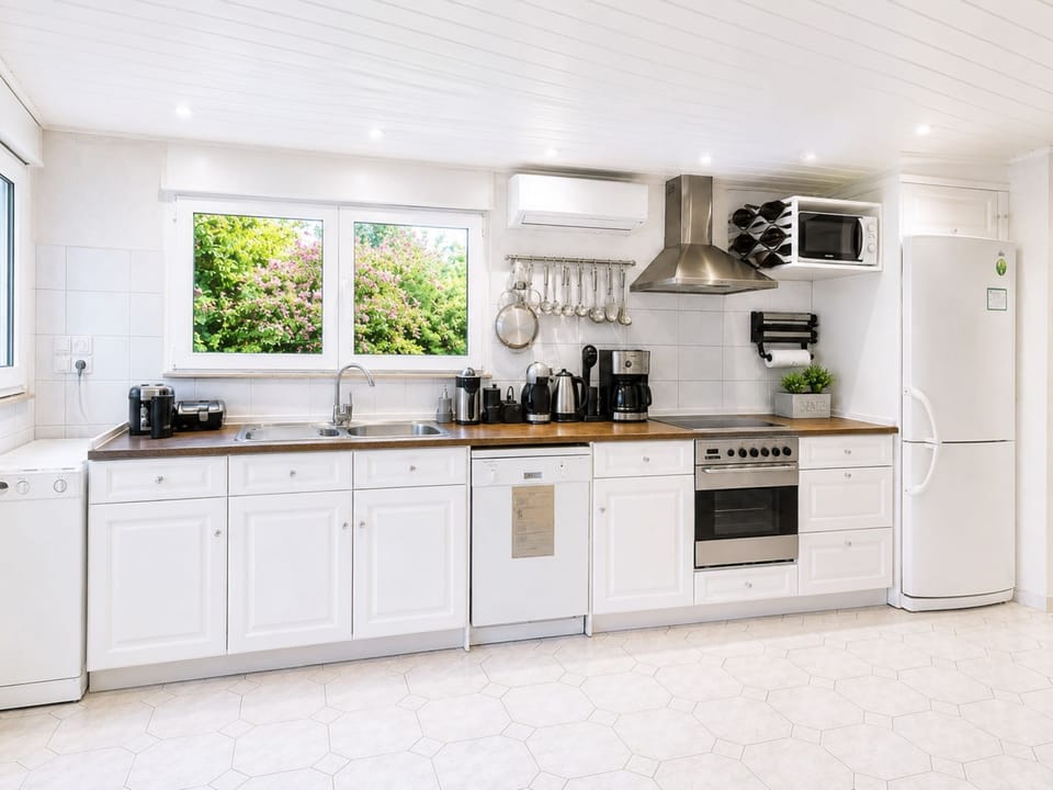Deluxe Villa, 3 Bedrooms, Private Pool, Garden Area | Private kitchen | Espresso maker, coffee/tea maker, electric kettle, highchair