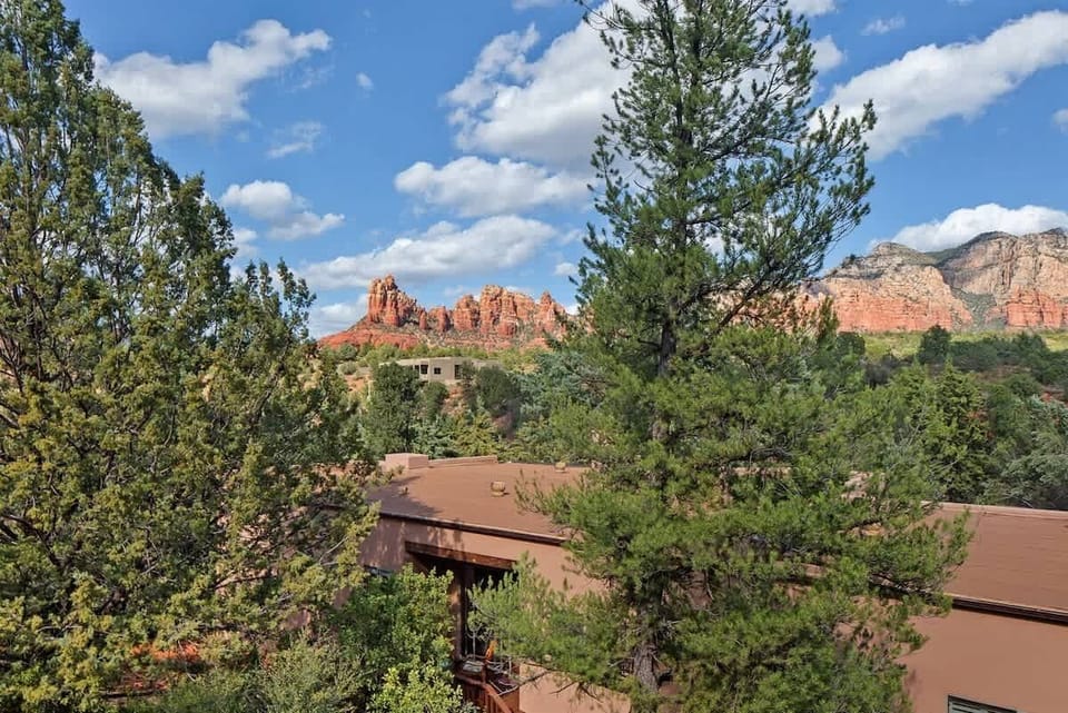Spectacular Red Rock Views ...