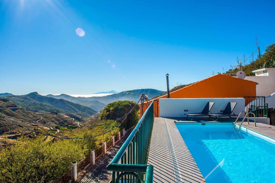 Mountain view,Pool view