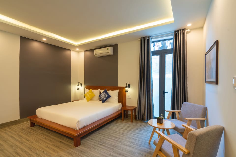 Superior Double Room | Premium bedding, minibar, desk, laptop workspace