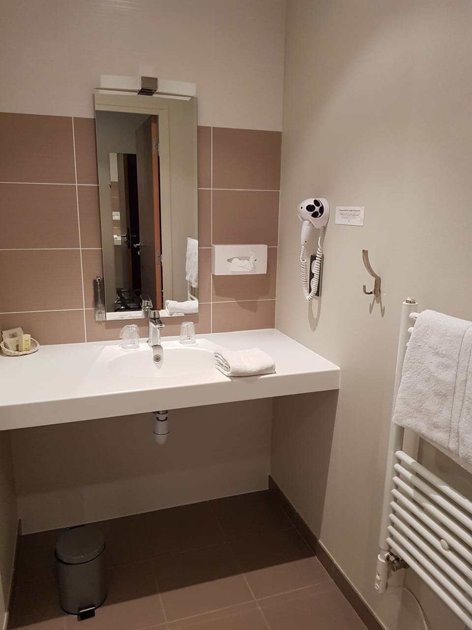 Hostellerie a la Bonne Auberge Hotel in Laval