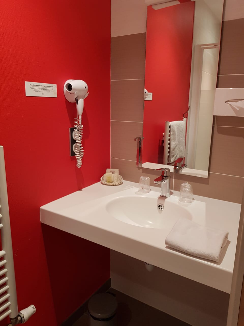 Hostellerie a la Bonne Auberge Hotel in Laval