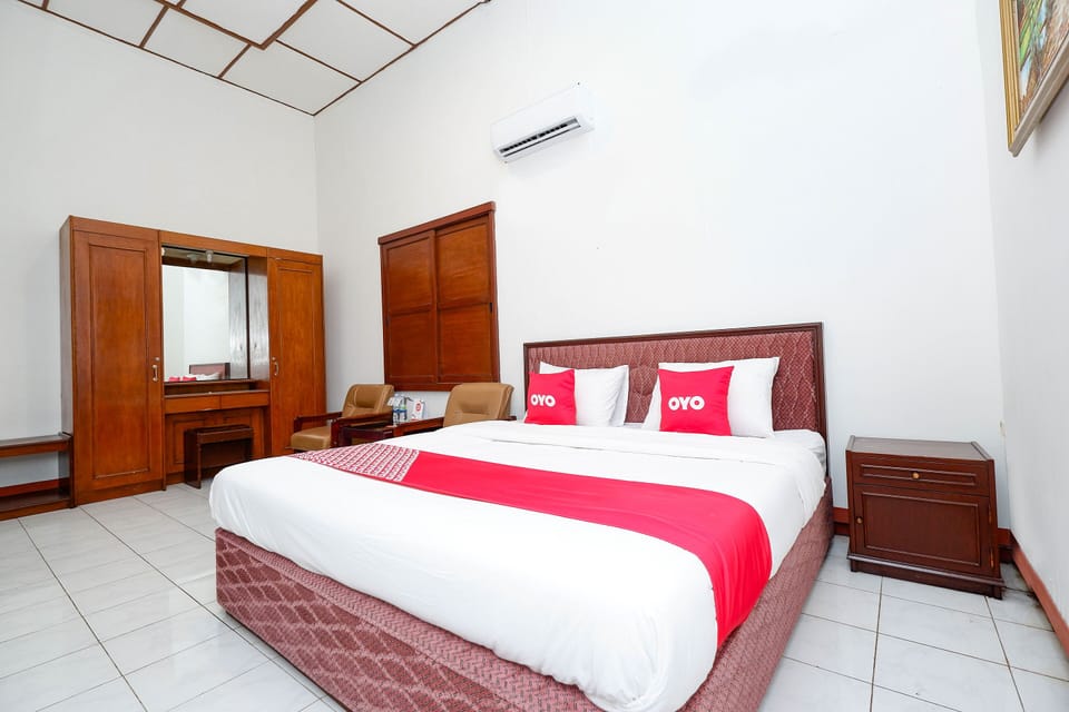Deluxe Double Room | Free WiFi, bed sheets