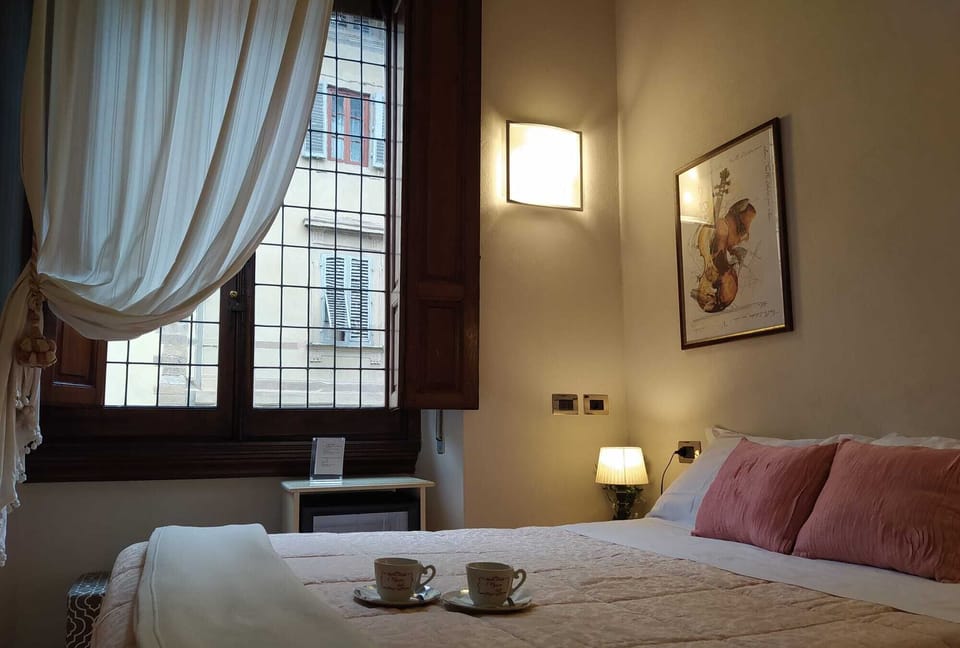 Standard Double Room | Free minibar, in-room safe, desk, soundproofing