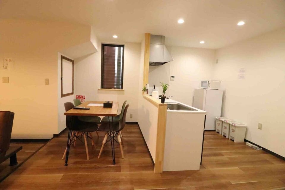 Apartment, 3 Bedrooms (1) | In-room dining