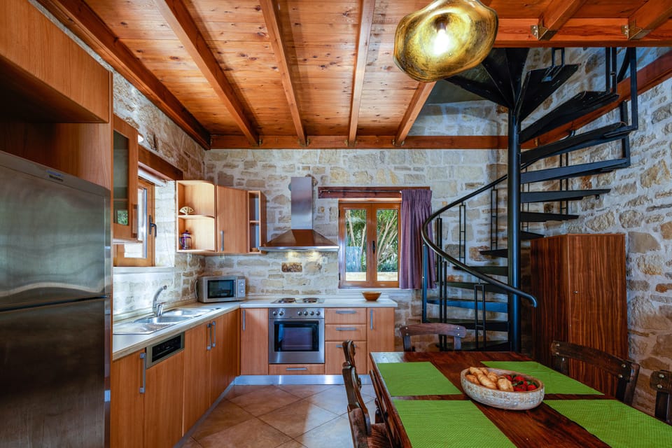 Kitchen with dining table